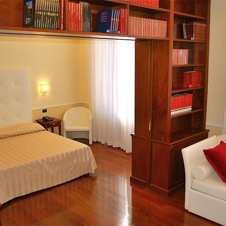 Luxury Ludovisi Rooms Рим Екстер'єр фото