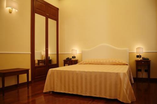 Luxury Ludovisi Rooms Рим Екстер'єр фото