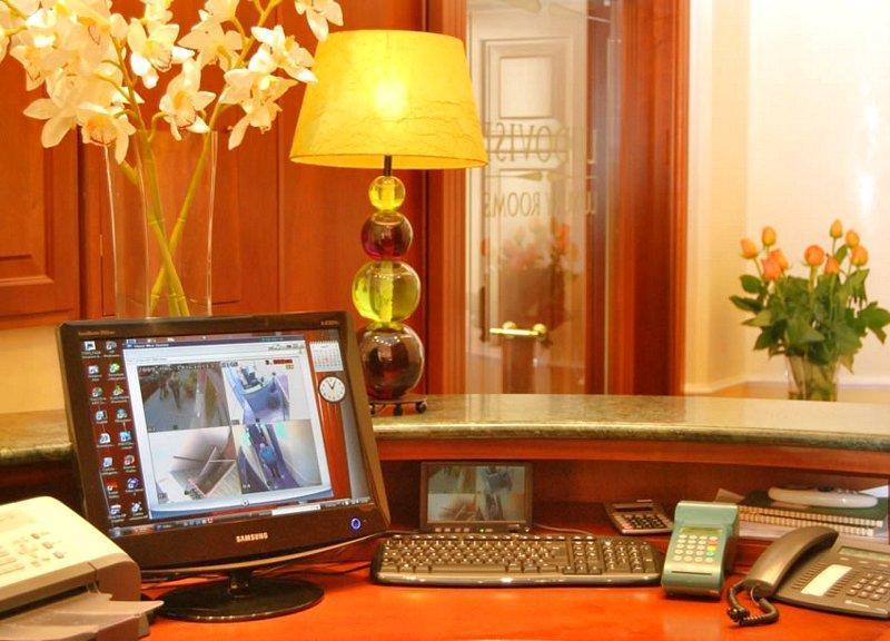 Luxury Ludovisi Rooms Рим Екстер'єр фото